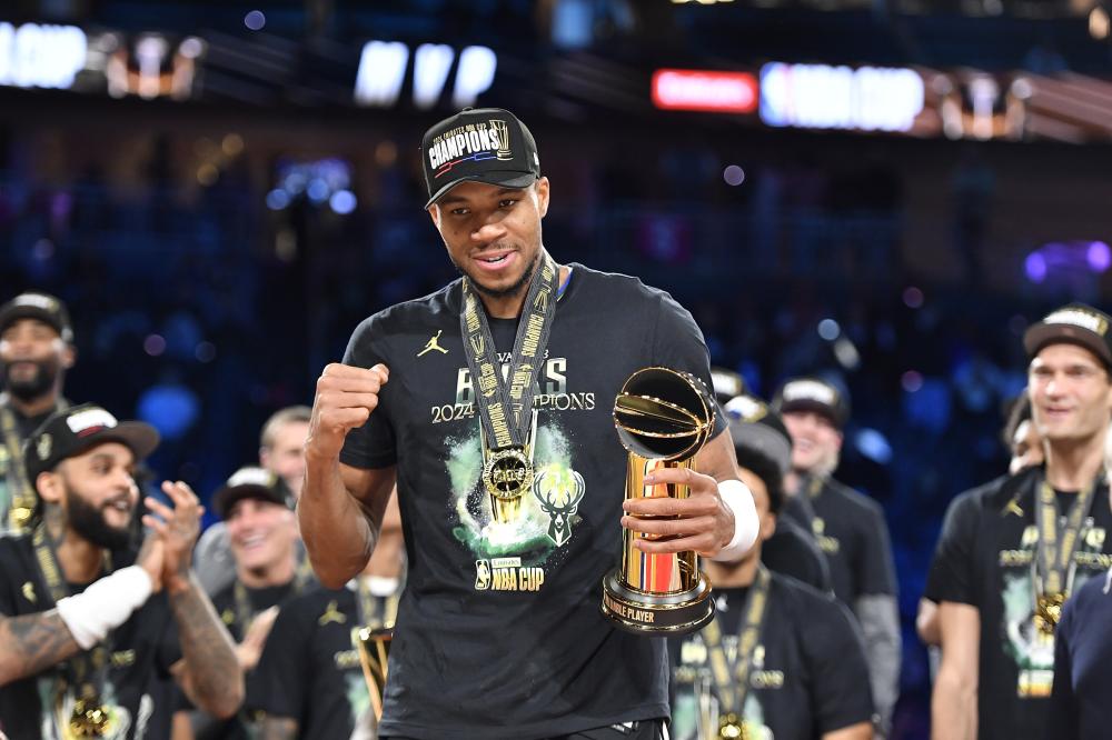 热身赛中 热身赛中