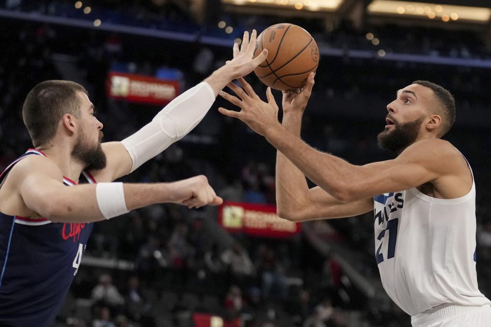 的绝对主角 的绝对主角