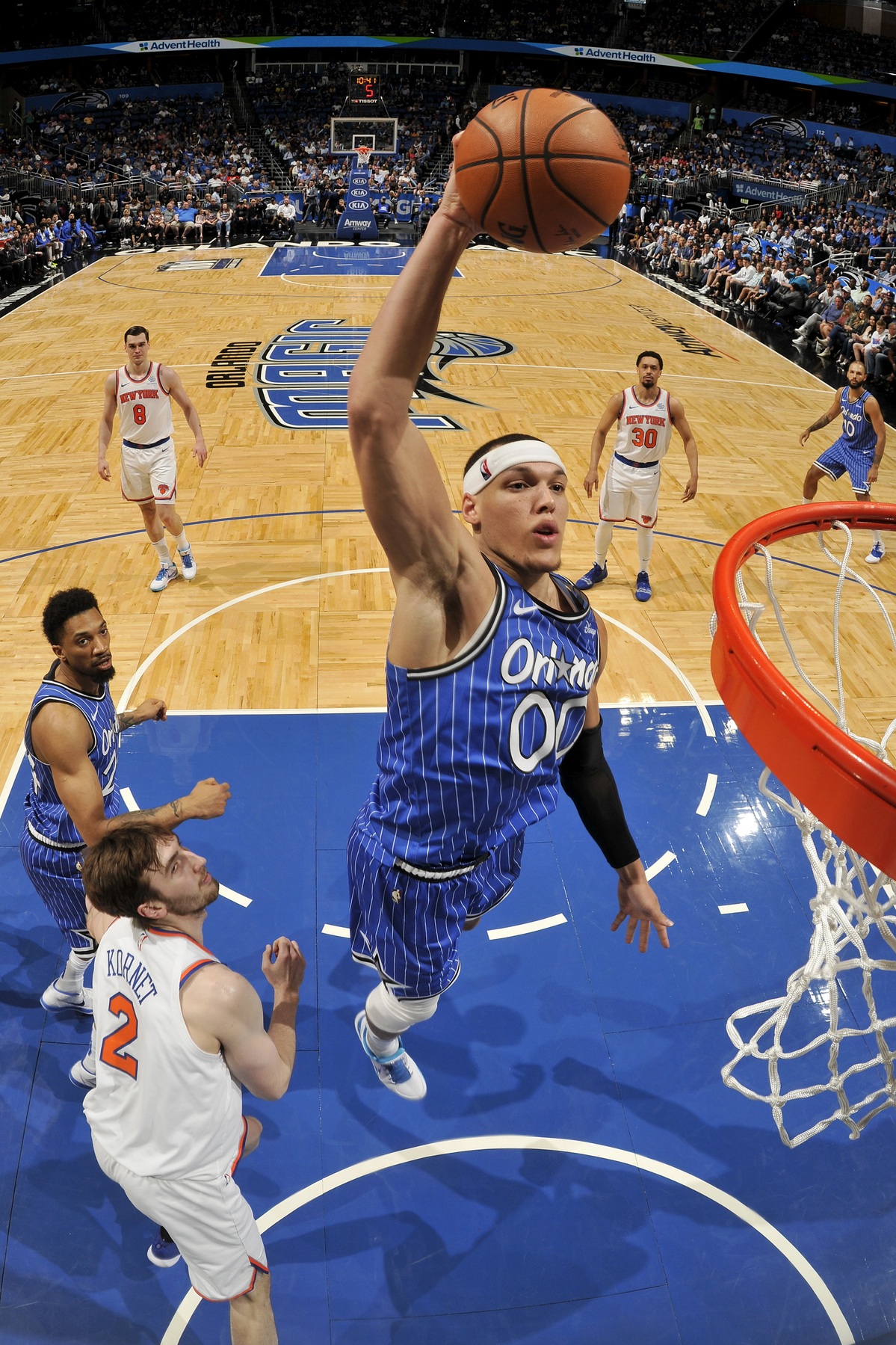 役运动员提 役运动员提