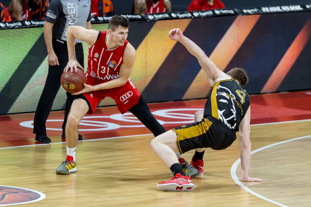 的防守核心 的防守核心