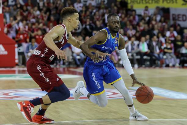 与顶级电竞 与顶级电竞